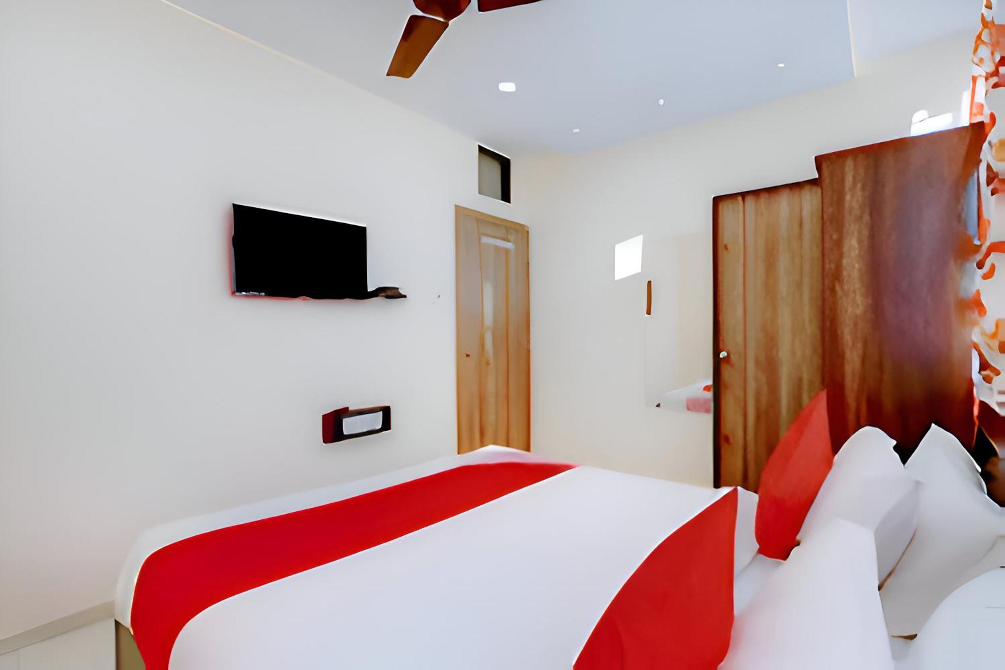 Hotel Blue Leaf Rajkot Εξωτερικό φωτογραφία